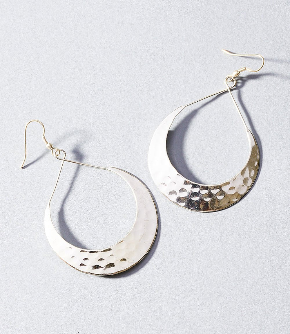 Lunar Crescent Hammered Hoop Earrings - Che Cose Belle