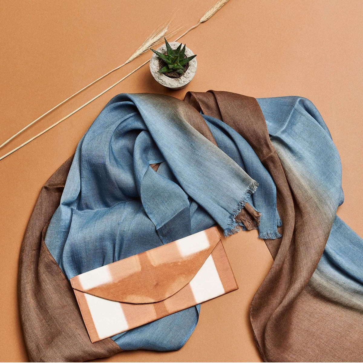 Mahogany Sky Soft Linen Silk Handloom Scarf - Che Cose Belle
