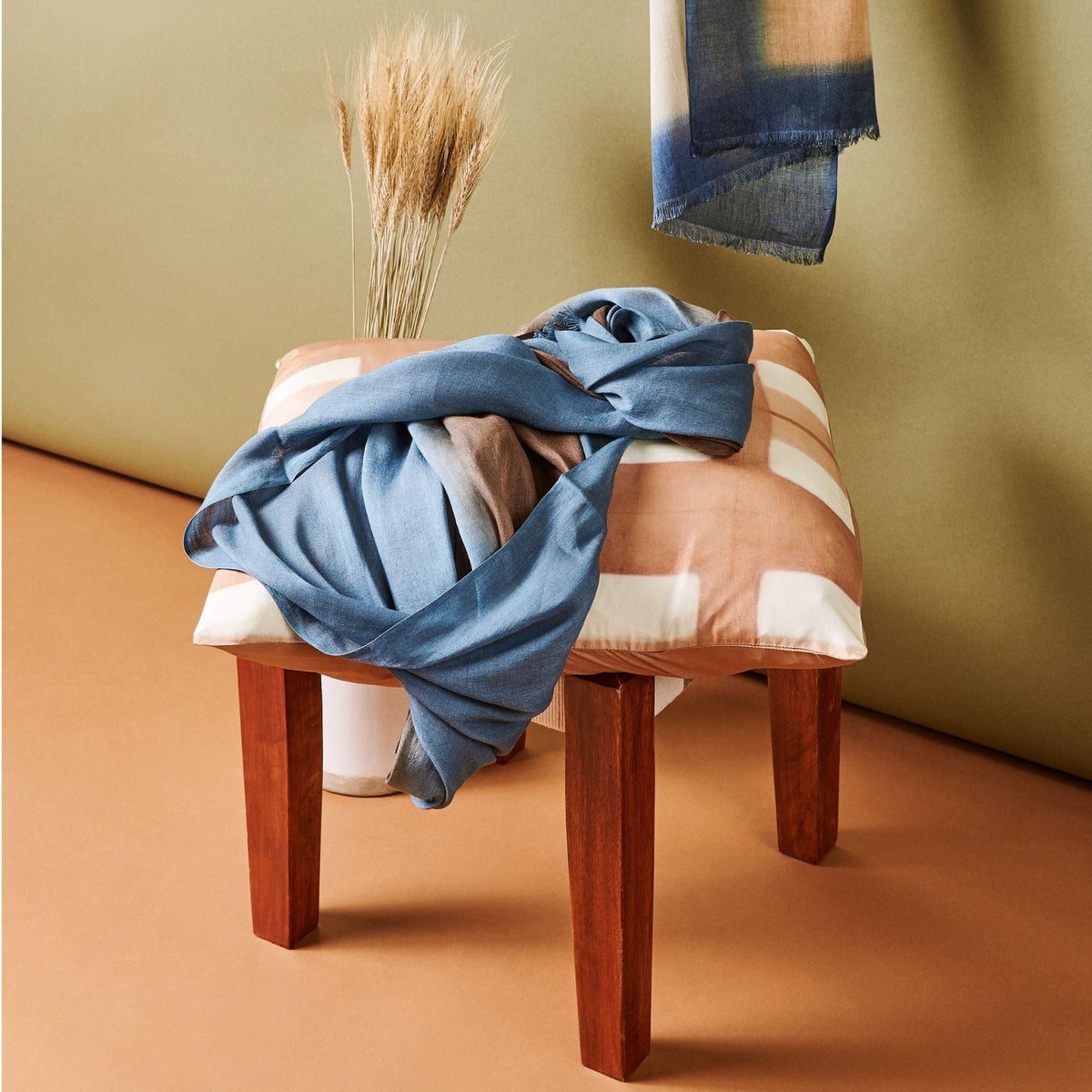 Mahogany Sky Soft Linen Silk Handloom Scarf - Che Cose Belle