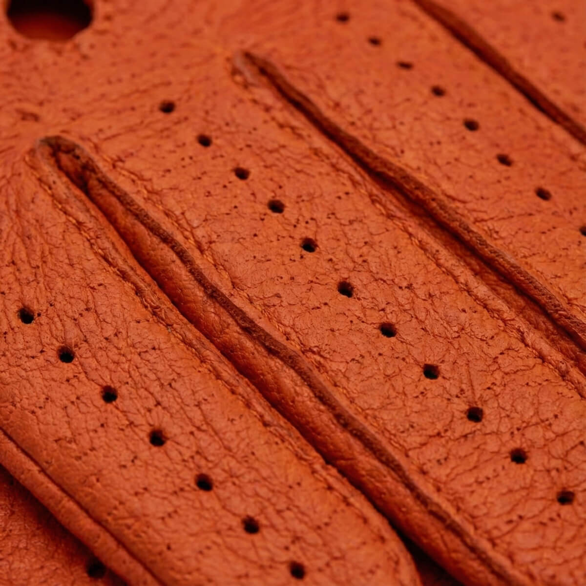 Marcello (orange) – Luxurious Italian peccary driving gloves - Che Cose Belle
