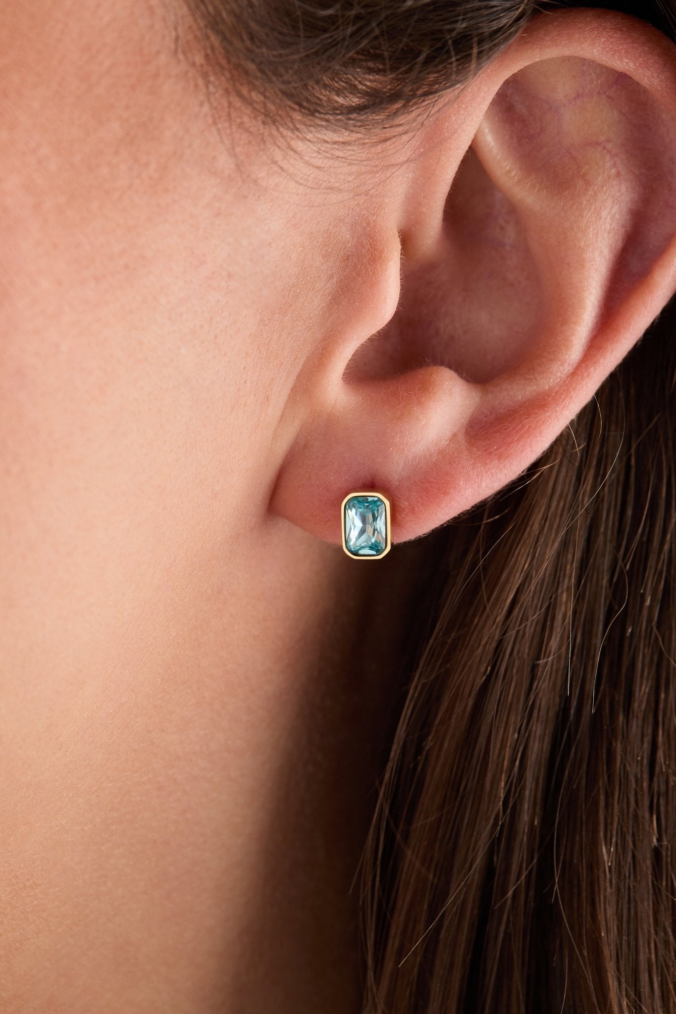 March Emerald - Cut Birthstone Stud - Che Cose Belle