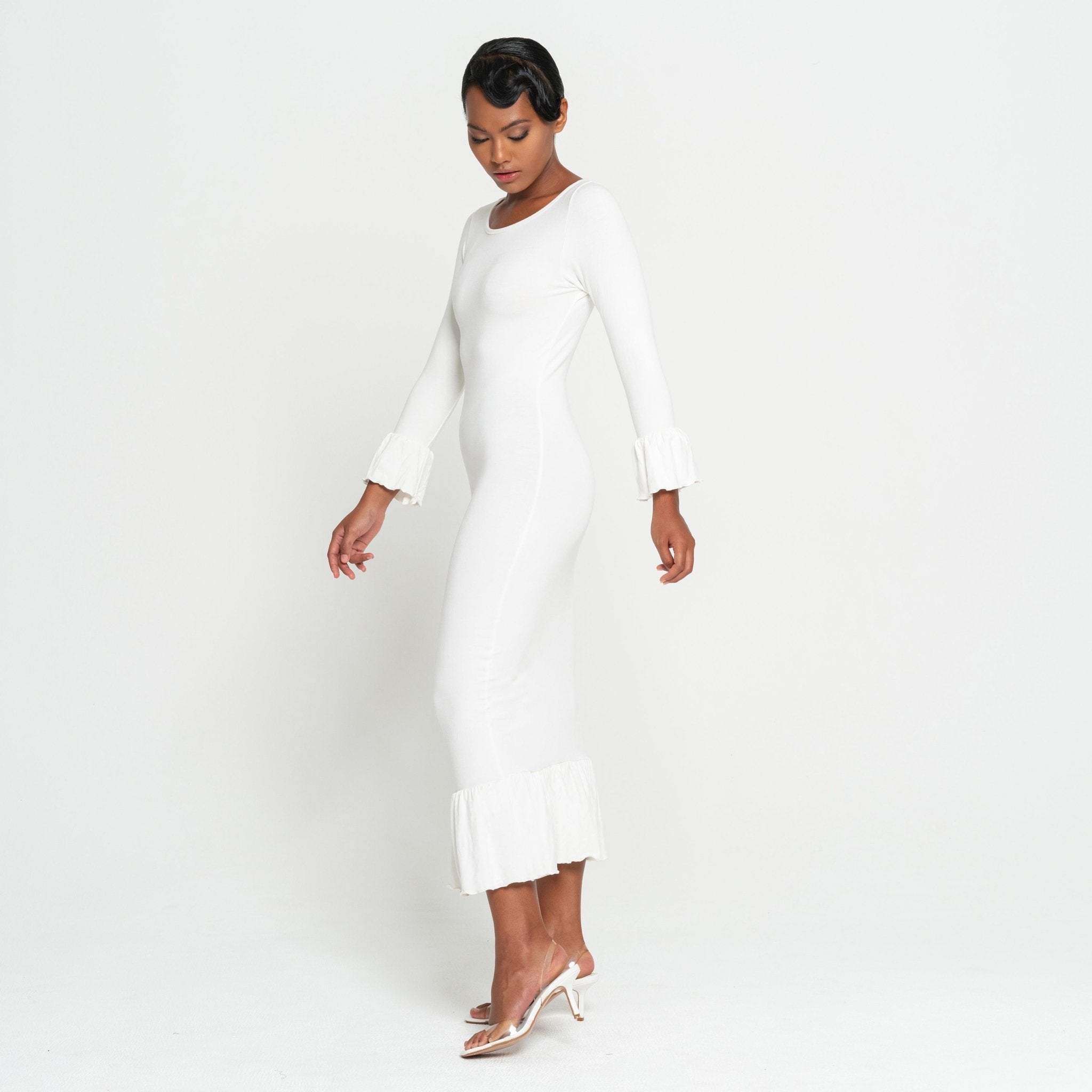 MARJORIE Bamboo Ruffle Dress In Off - white - Che Cose Belle