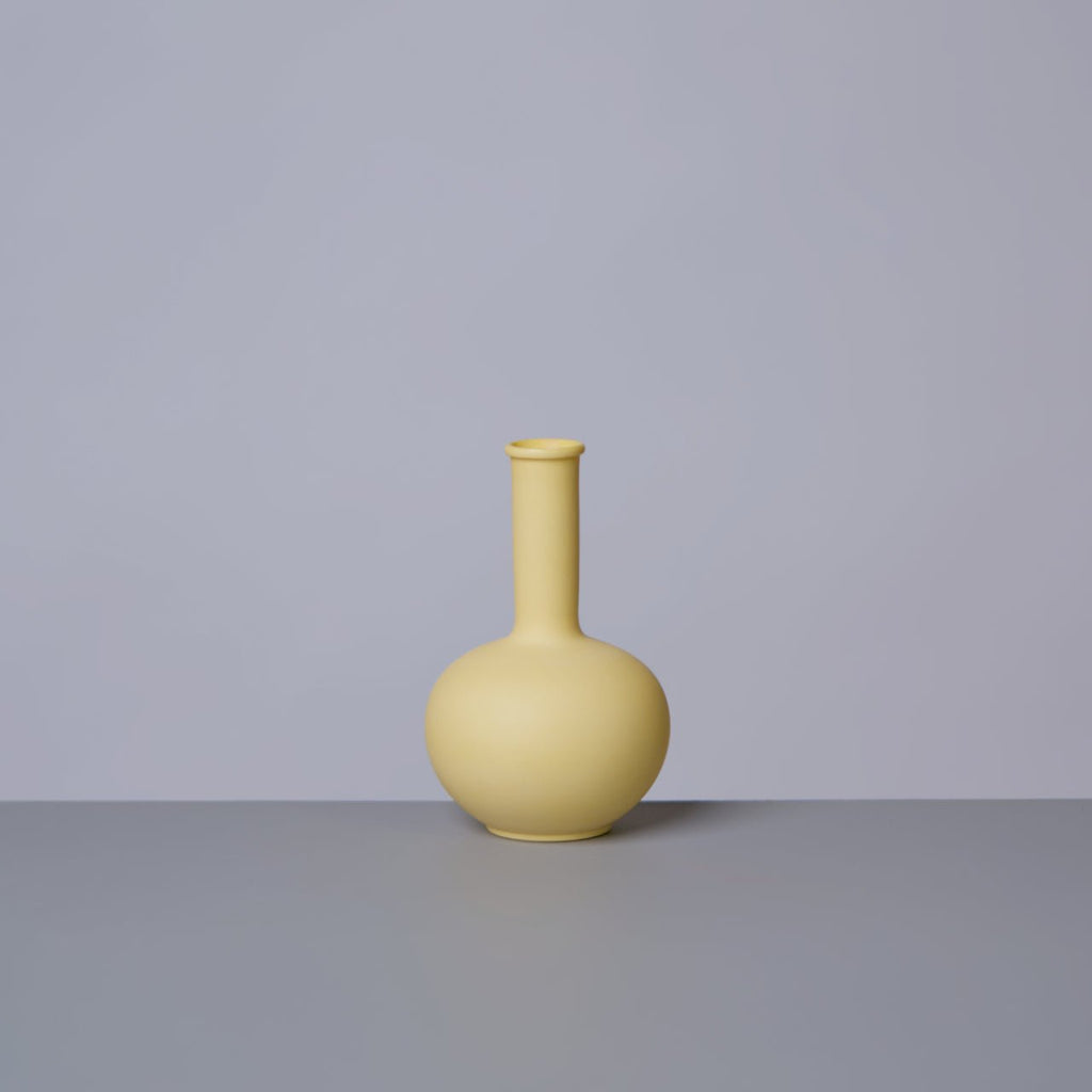 Matte Porcelain Mini Beauty Vase - Che Cose Belle