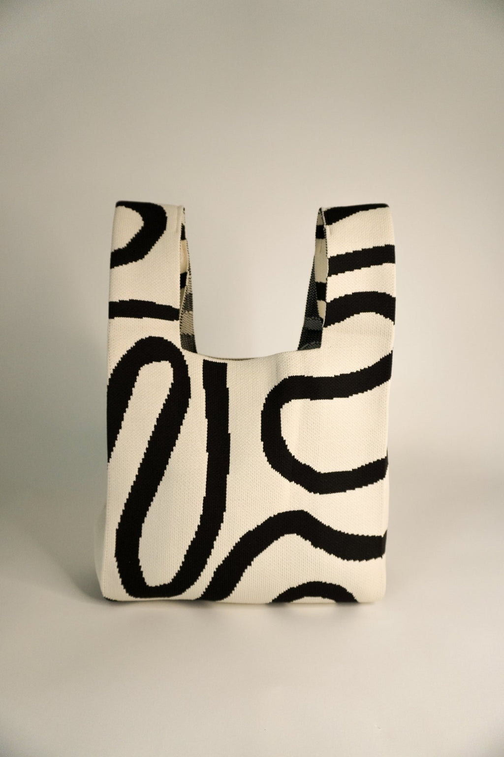 Meander Black Handbag - Che Cose Belle