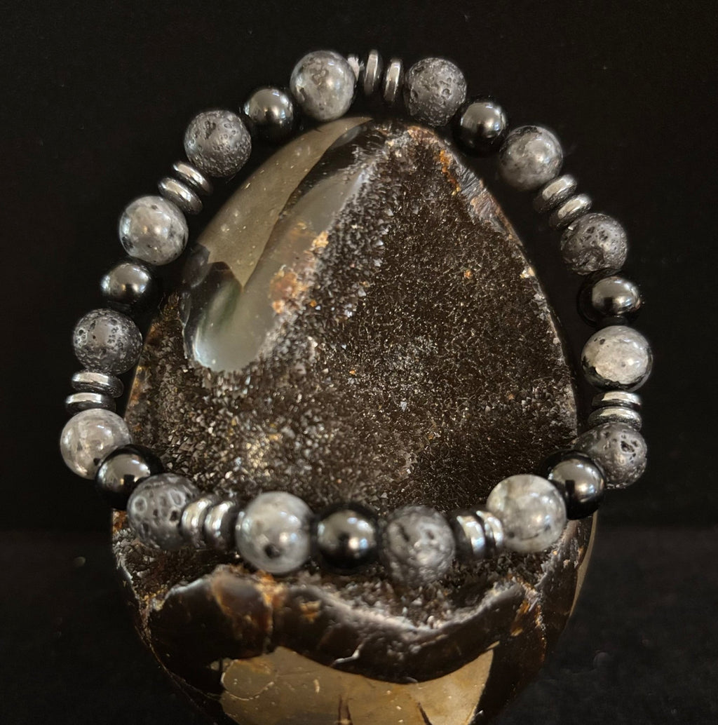 Men's Mystic Warrior Bracelet – Labradorite, Black Onyx & Lava Rock with Black Metal Spacers (Fits Large Wrists) - Che Cose Belle