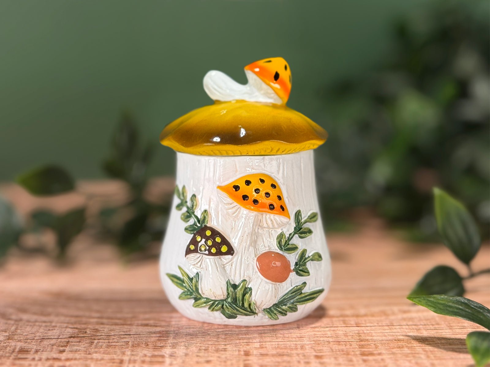 Merry Mushroom - Inspired 70s Hand - Painted Trinket Box - Che Cose Belle