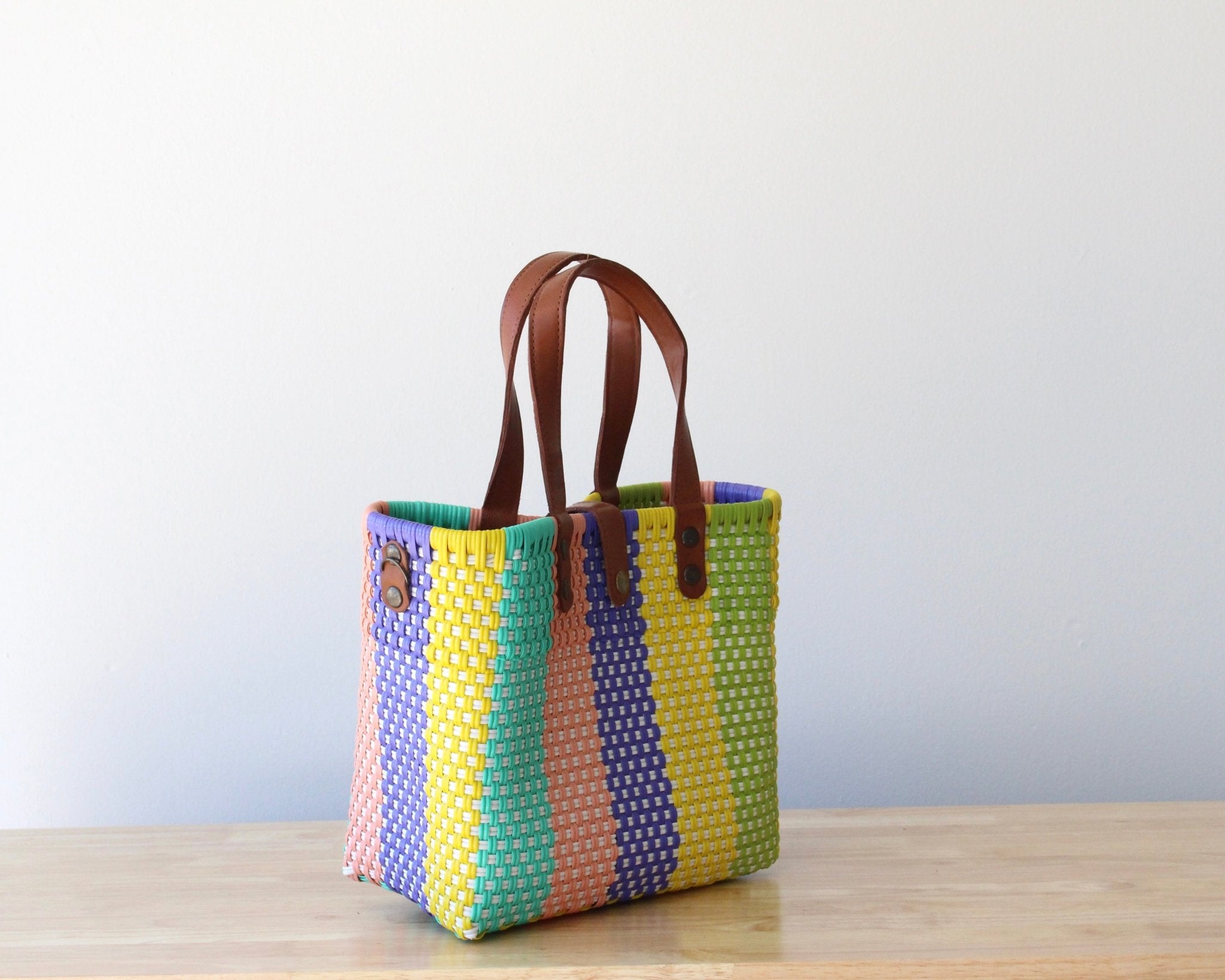 MexiMexi Colorful Woven Tote Bag – Leather Handles & Strap – Handmade in Mexico - Che Cose Belle