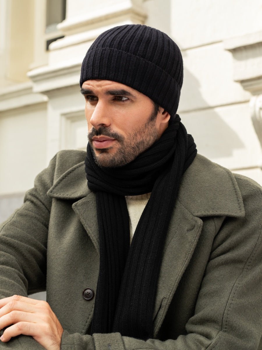 Milano (black) - Italian 100% cashmere ribbed beanie (unisex) - Che Cose Belle
