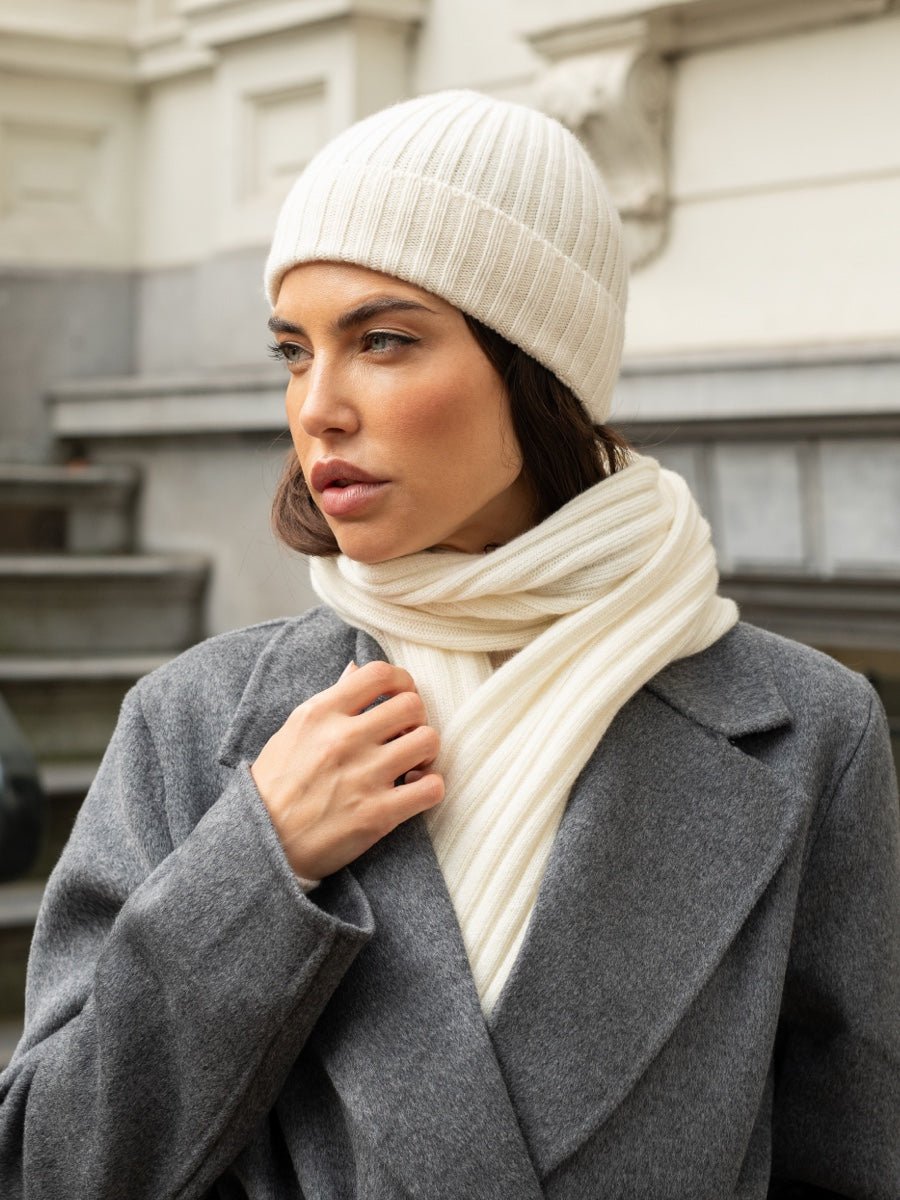 Milano (cream) - Italian 100% cashmere ribbed beanie (unisex) - Che Cose Belle