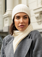 Milano (cream) - Italian 100% cashmere ribbed beanie (unisex) - Che Cose Belle