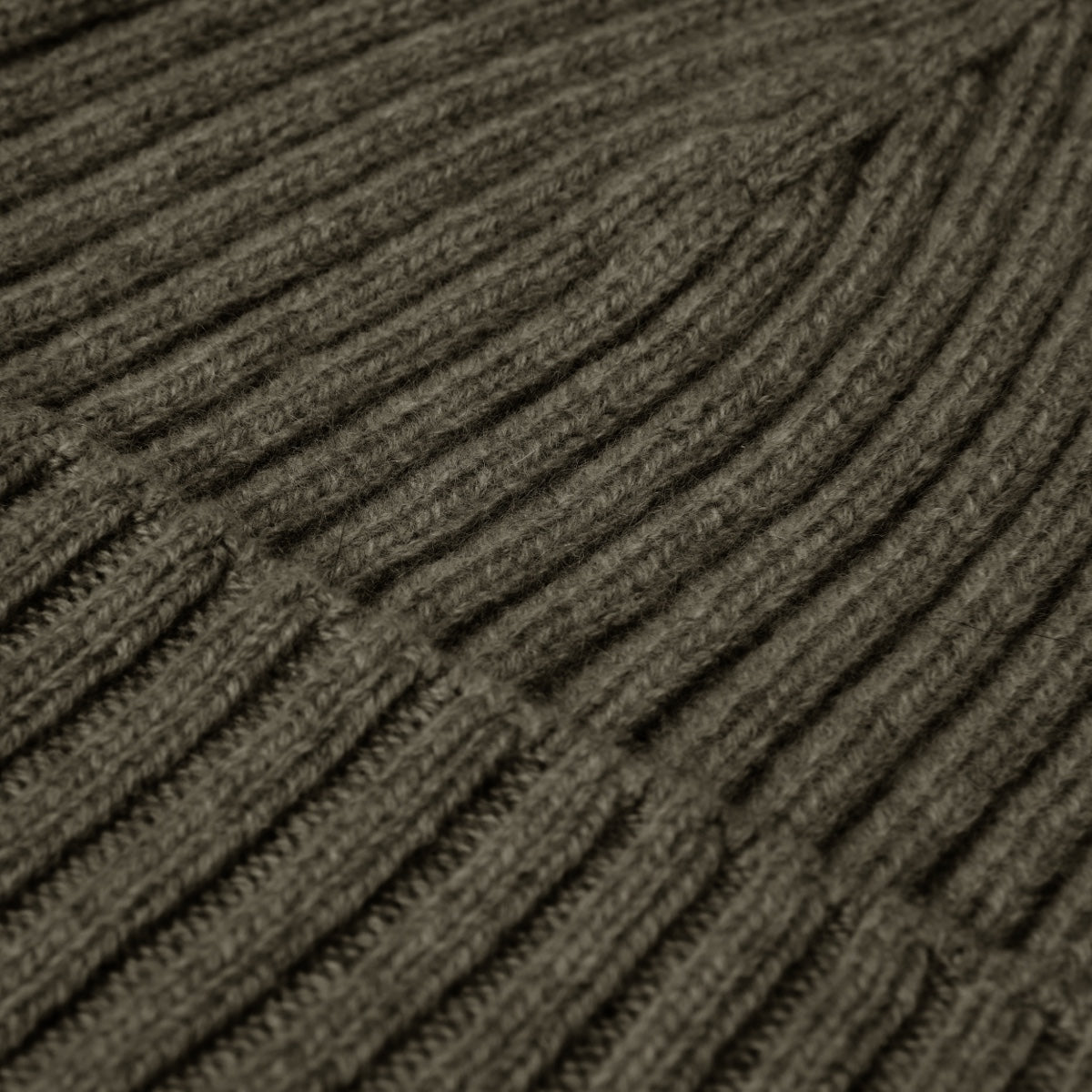 Milano (dark green) - Italian 100% cashmere ribbed beanie (unisex) - Che Cose Belle