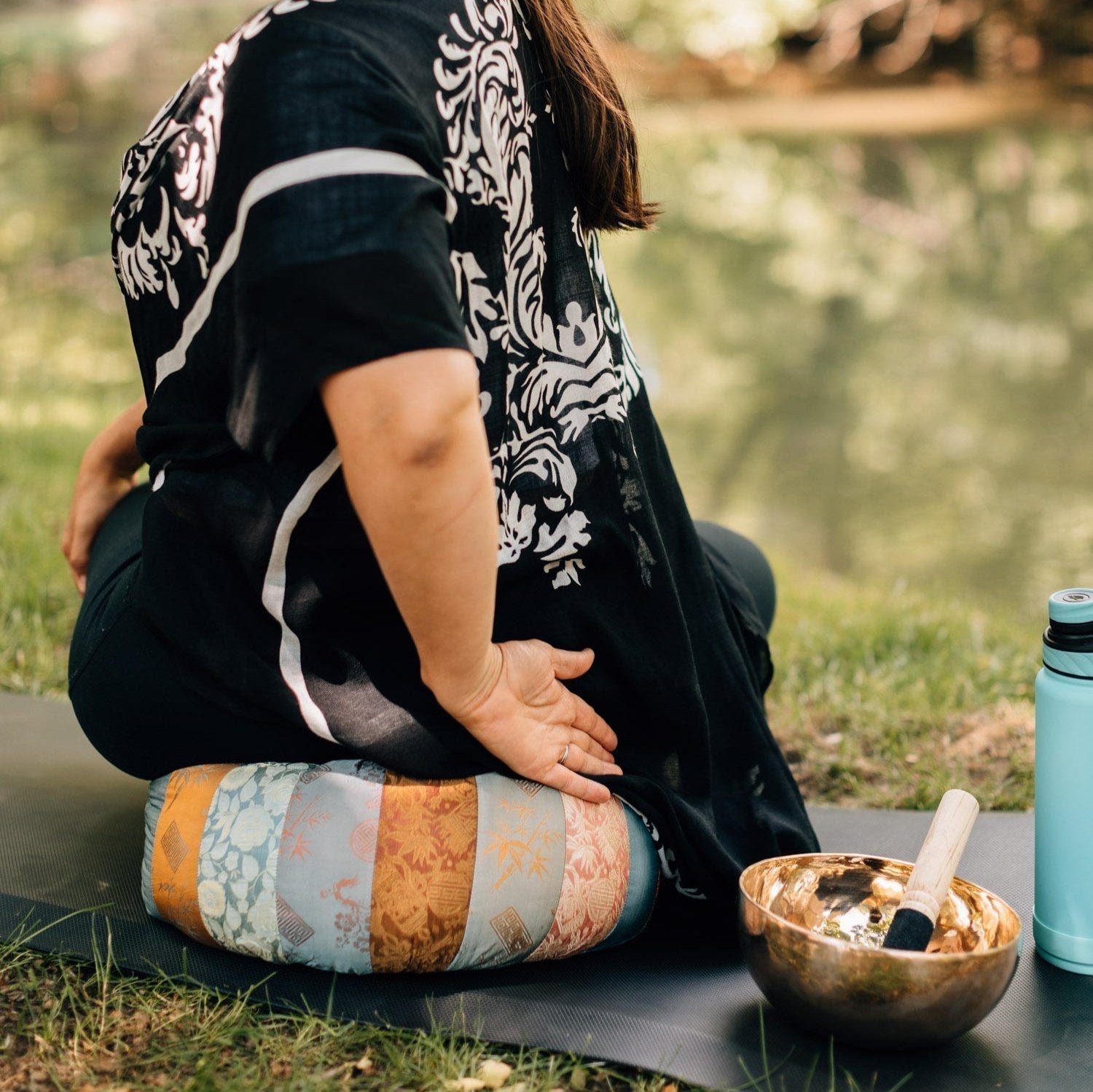Mindful Yoga Pillow - Che Cose Belle