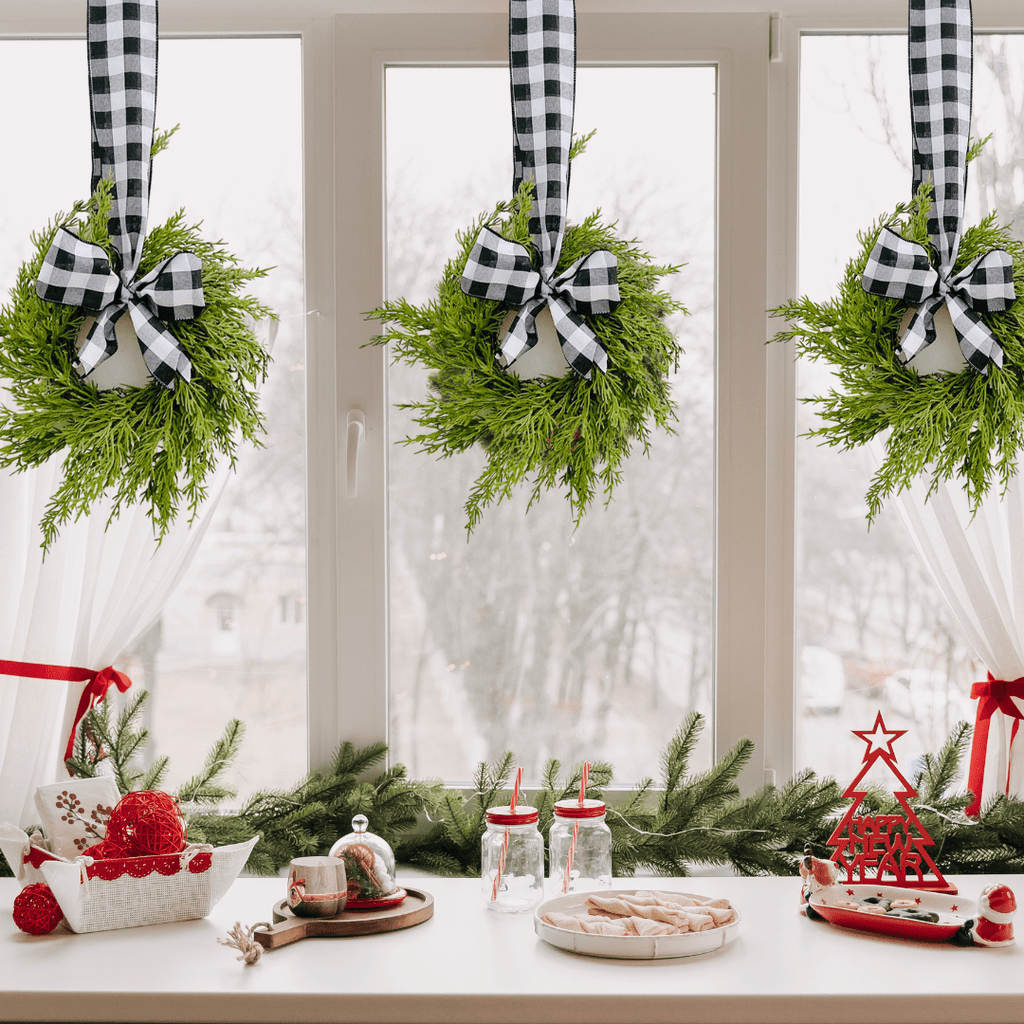 Mini Christmas Cabinet Wreath - Che Cose Belle