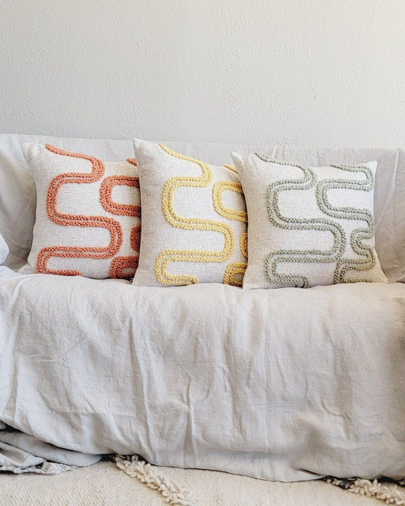 Mirage Throw Pillow - Che Cose Belle