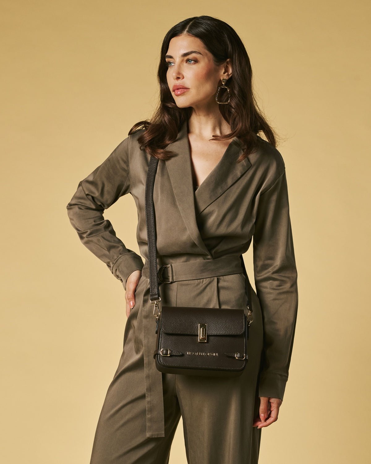 Mirella (dark brown) - Italian calf leather women's crossbody bag (with shoulder strap) - Che Cose Belle