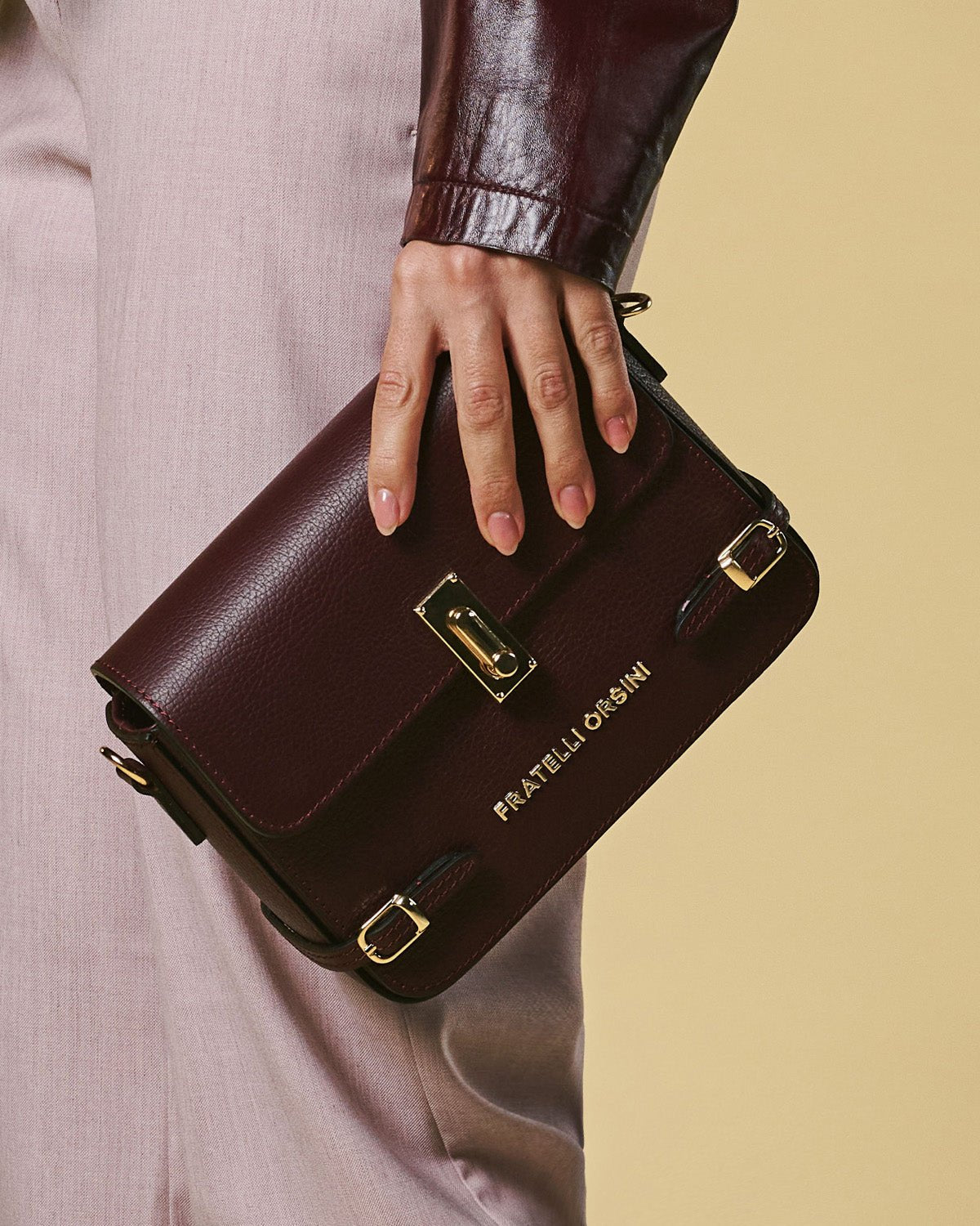 Mirella (eggplant) - Italian calf leather women's crossbody bag (with shoulder strap) - Che Cose Belle