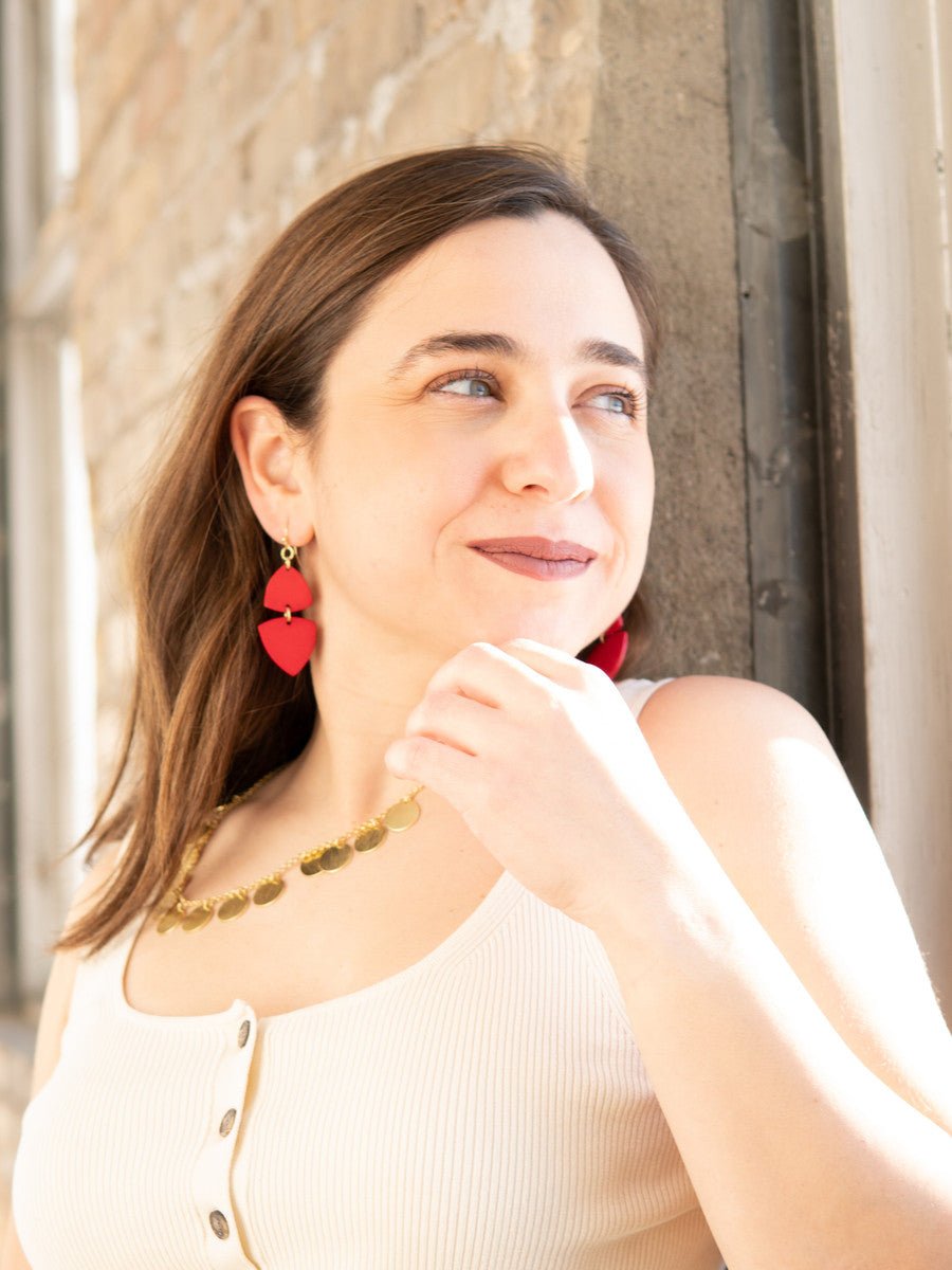 Modern Poppy Dangle Earrings - Che Cose Belle