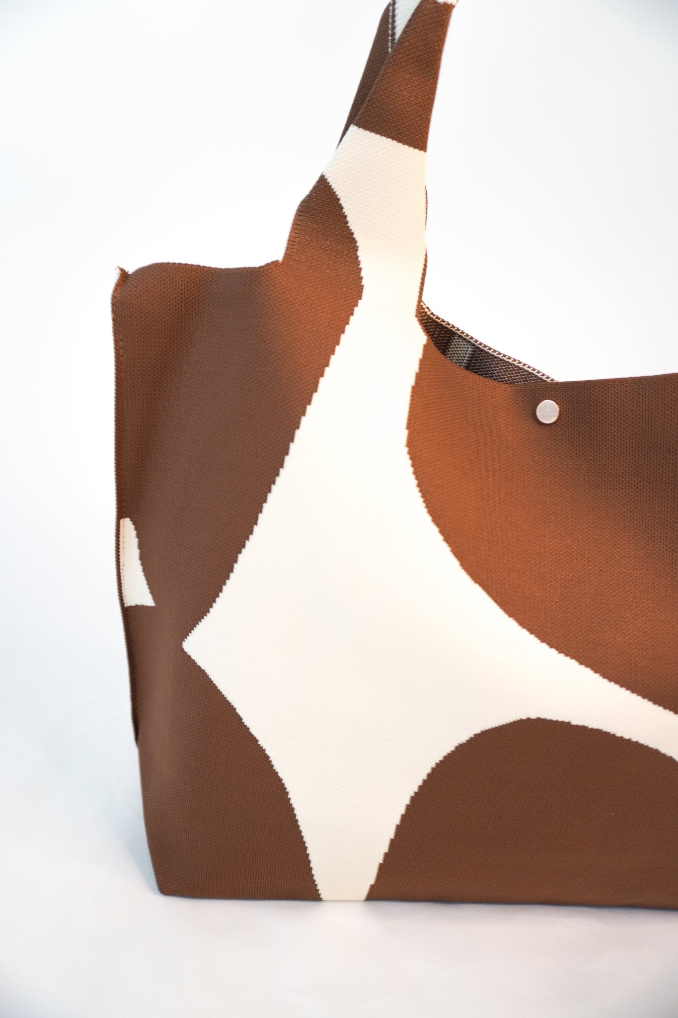 MOOdy Latte Signature Tote - Che Cose Belle
