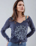 Moon Mandala Navy Cotton V - Neck - Che Cose Belle