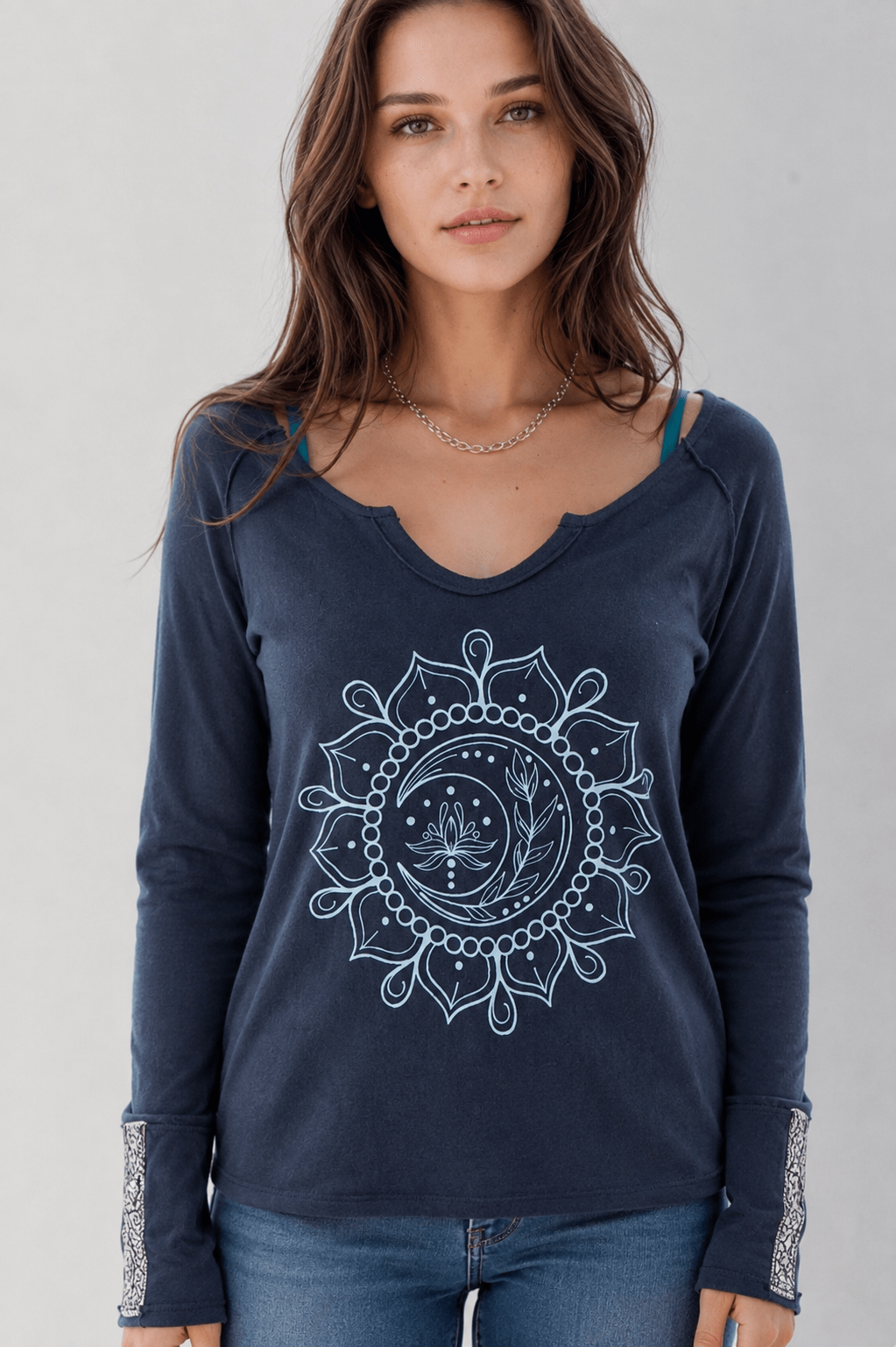 Moon Mandala Navy Cotton V-Neck - Che Cose Belle