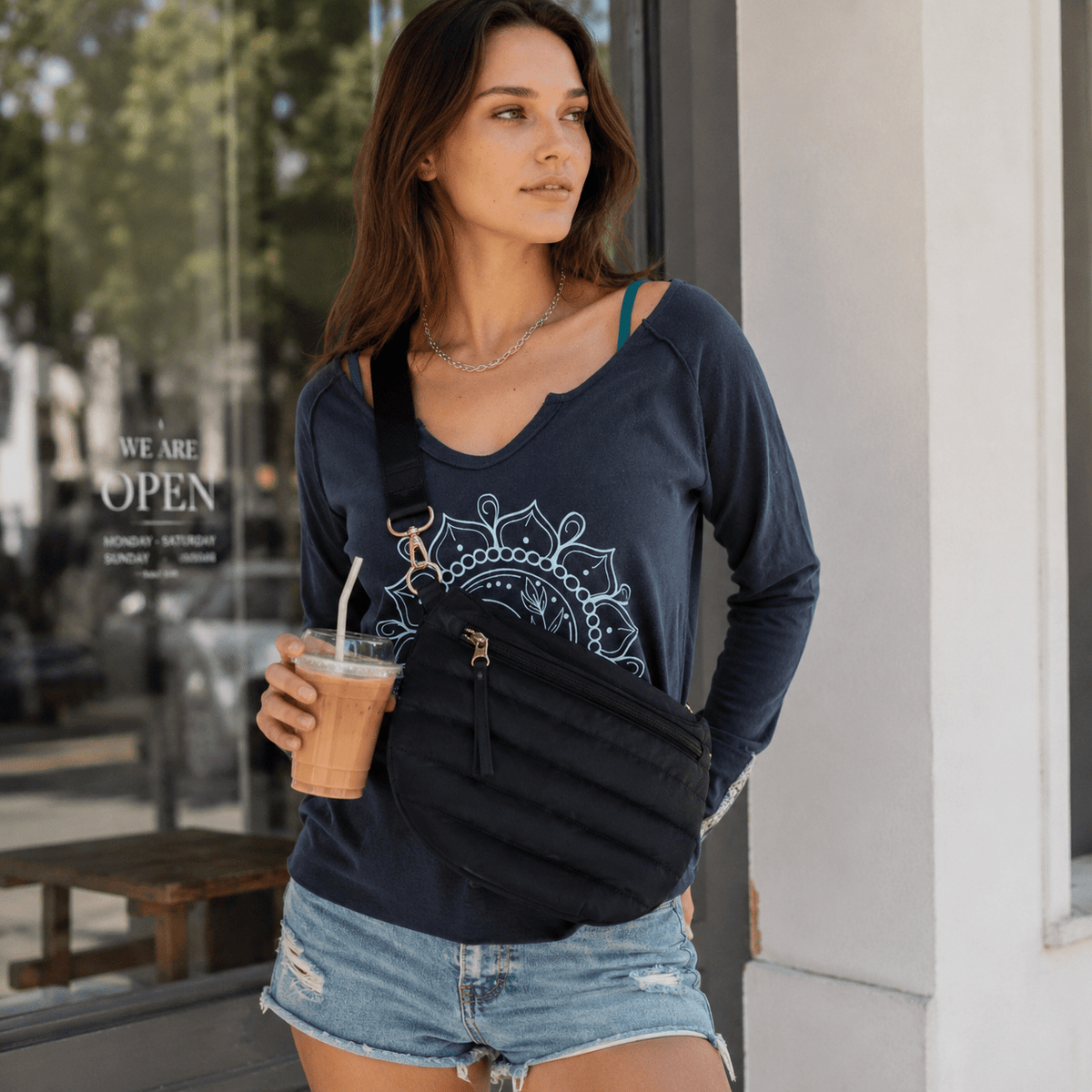 Moon Mandala Navy Cotton V-Neck - Che Cose Belle