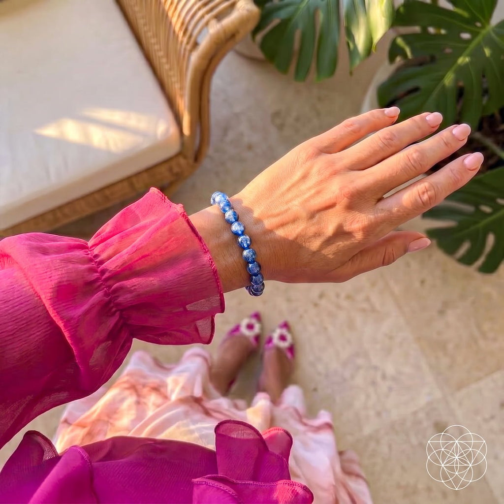 My Truth, My Power – Rare Kyanite Bracelet - Che Cose Belle