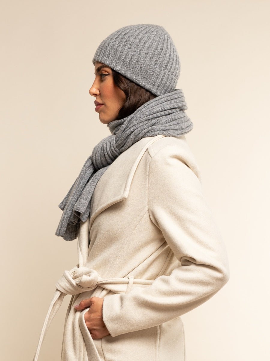 Napoli (light grey) - Italian 100% cashmere ribbed scarf (unisex) - Che Cose Belle