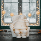 Napping Santa Candle | Soy Wax Candle | Christmas Candle - Che Cose Belle