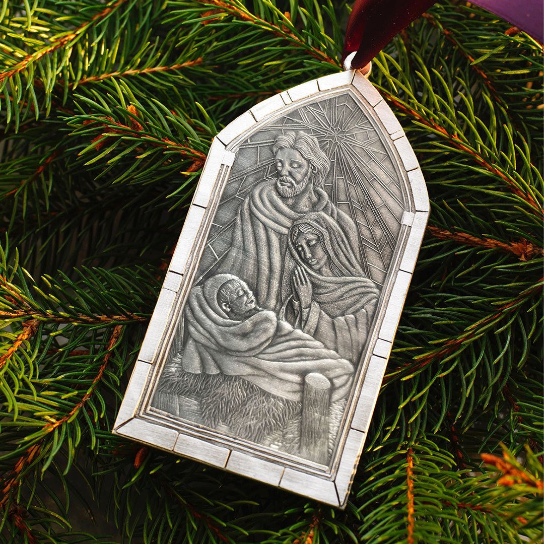 Nativity Cathedral Window Ornament - Che Cose Belle