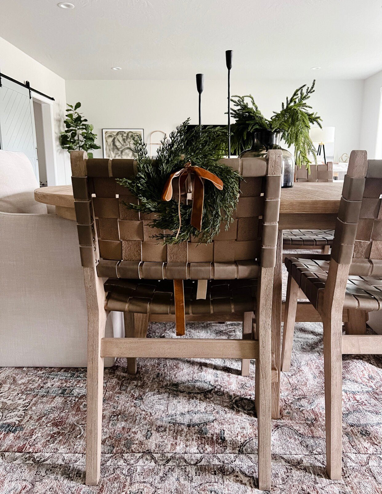 Neutral Mini Cedar Cabinet Wreaths with Ribbon - Che Cose Belle