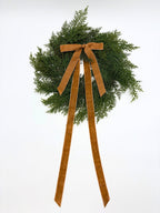 Neutral Mini Cedar Cabinet Wreaths with Ribbon - Che Cose Belle