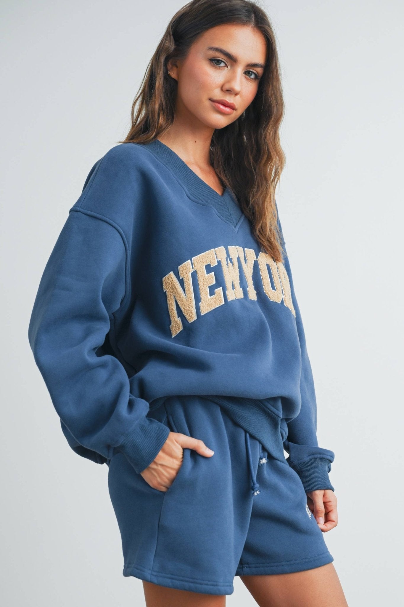 New York V - Neck Sweatshirt - Che Cose Belle