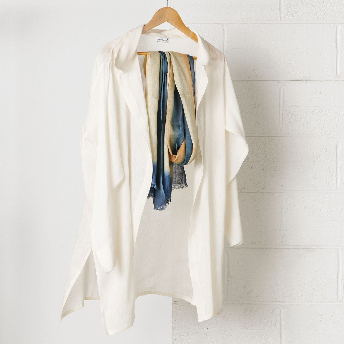 Oceana Beige Soft Linen Silk Handloom Scarf - Che Cose Belle