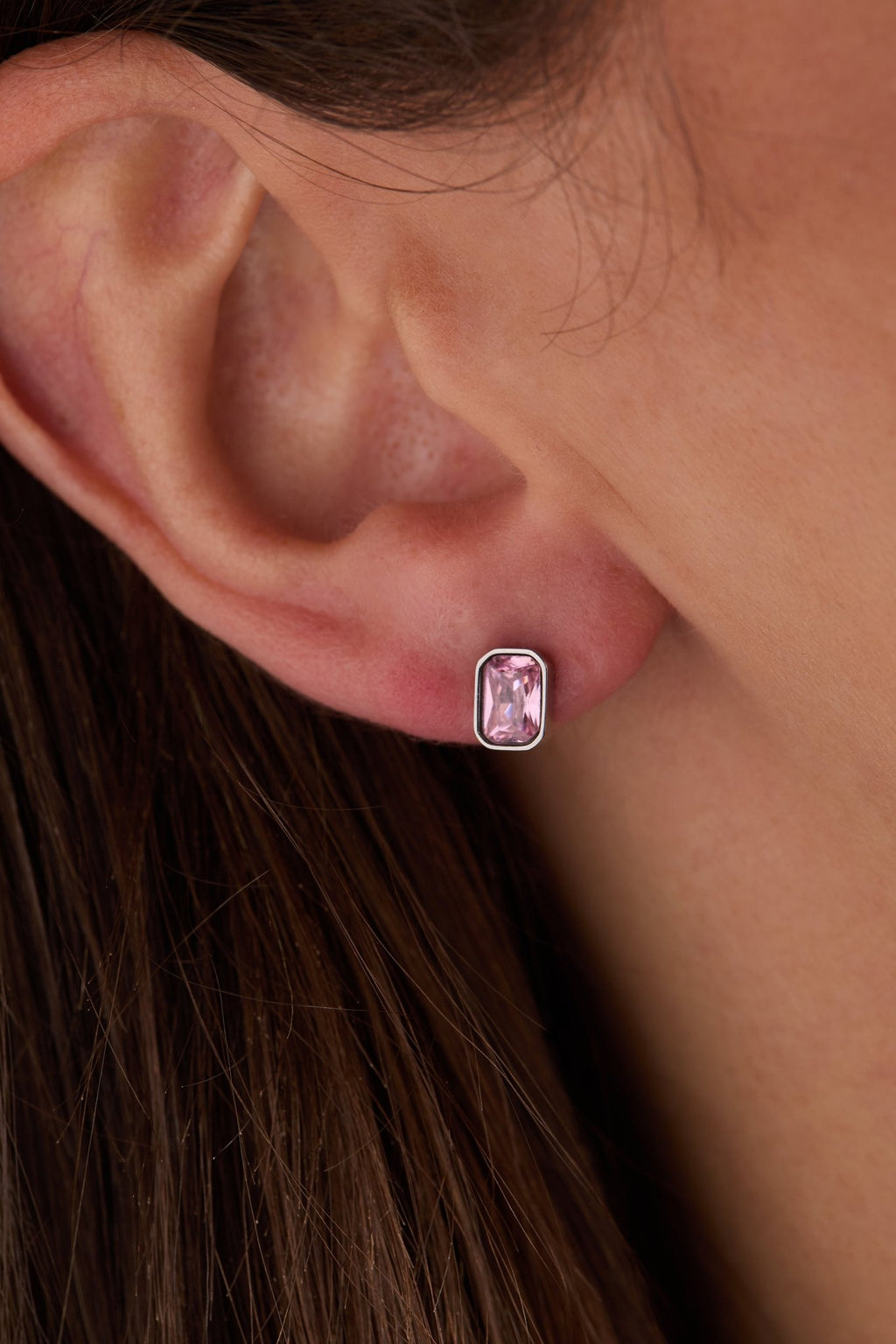October Emerald - Cut Birthstone Stud Earrings - Che Cose Belle