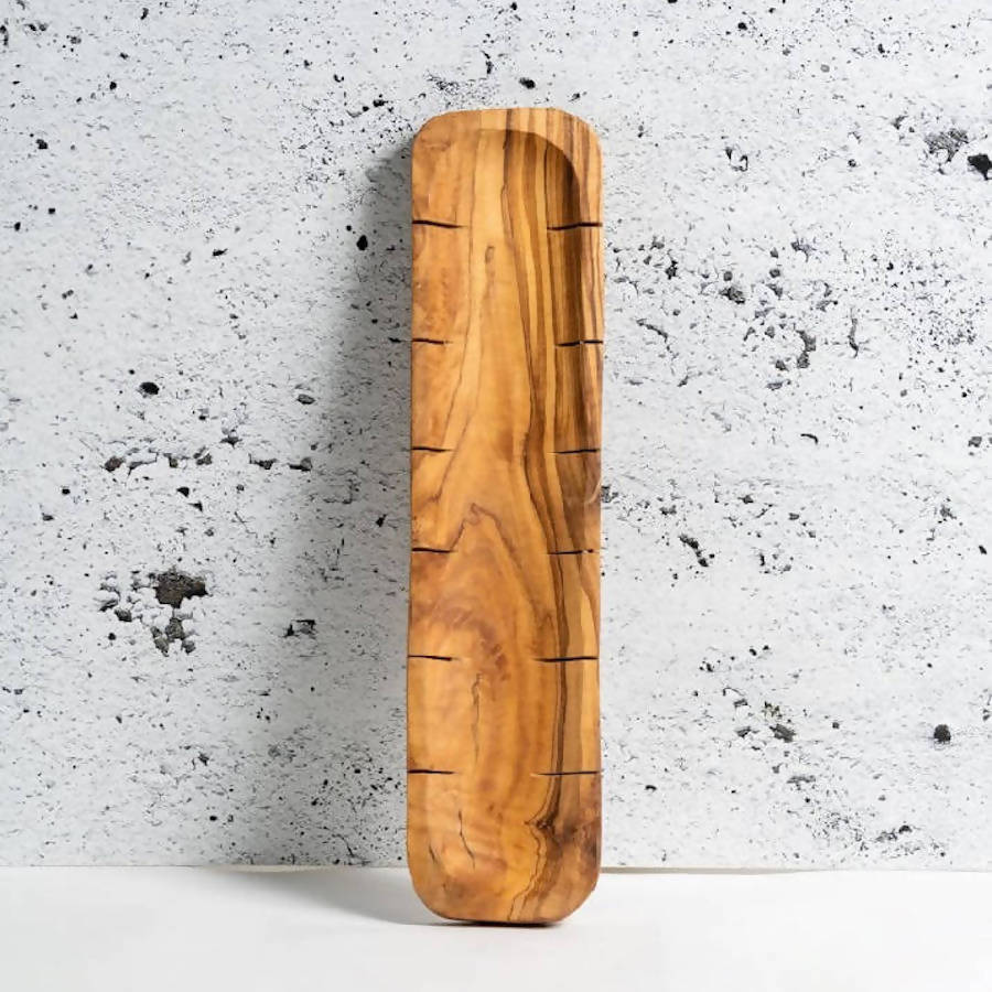 Olive Wood Bread Slicing Board - Che Cose Belle