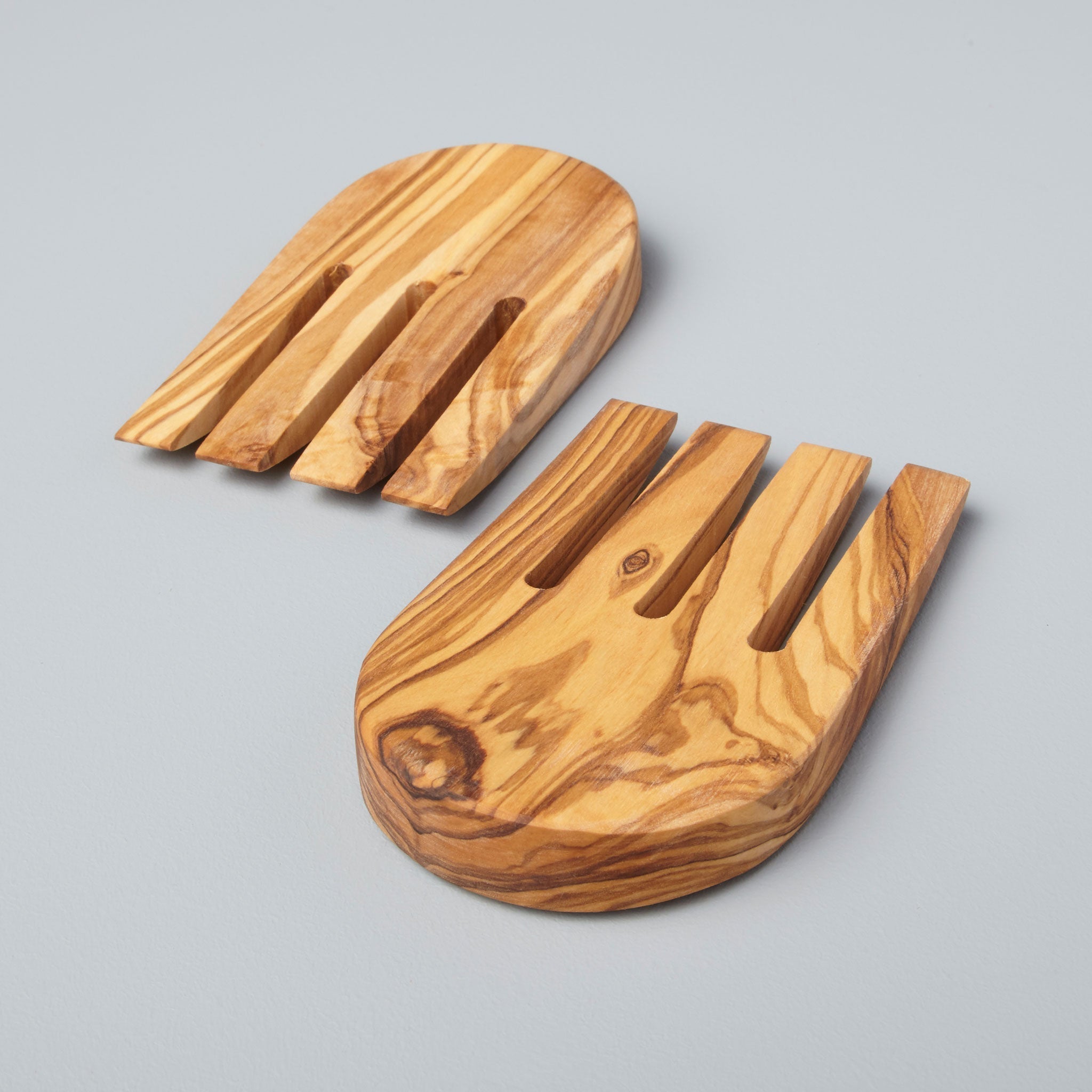 Olive Wood Salad Hands - Che Cose Belle