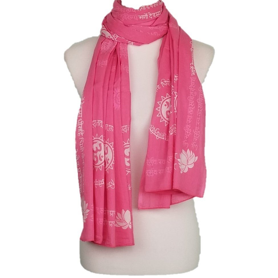 OMSutra Gayatri Mantra Prayer Shawl - Che Cose Belle