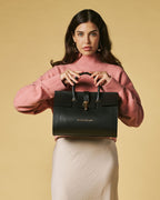 Oriana (black) - Italian calf leather women's handbag (with shoulder strap) - Che Cose Belle