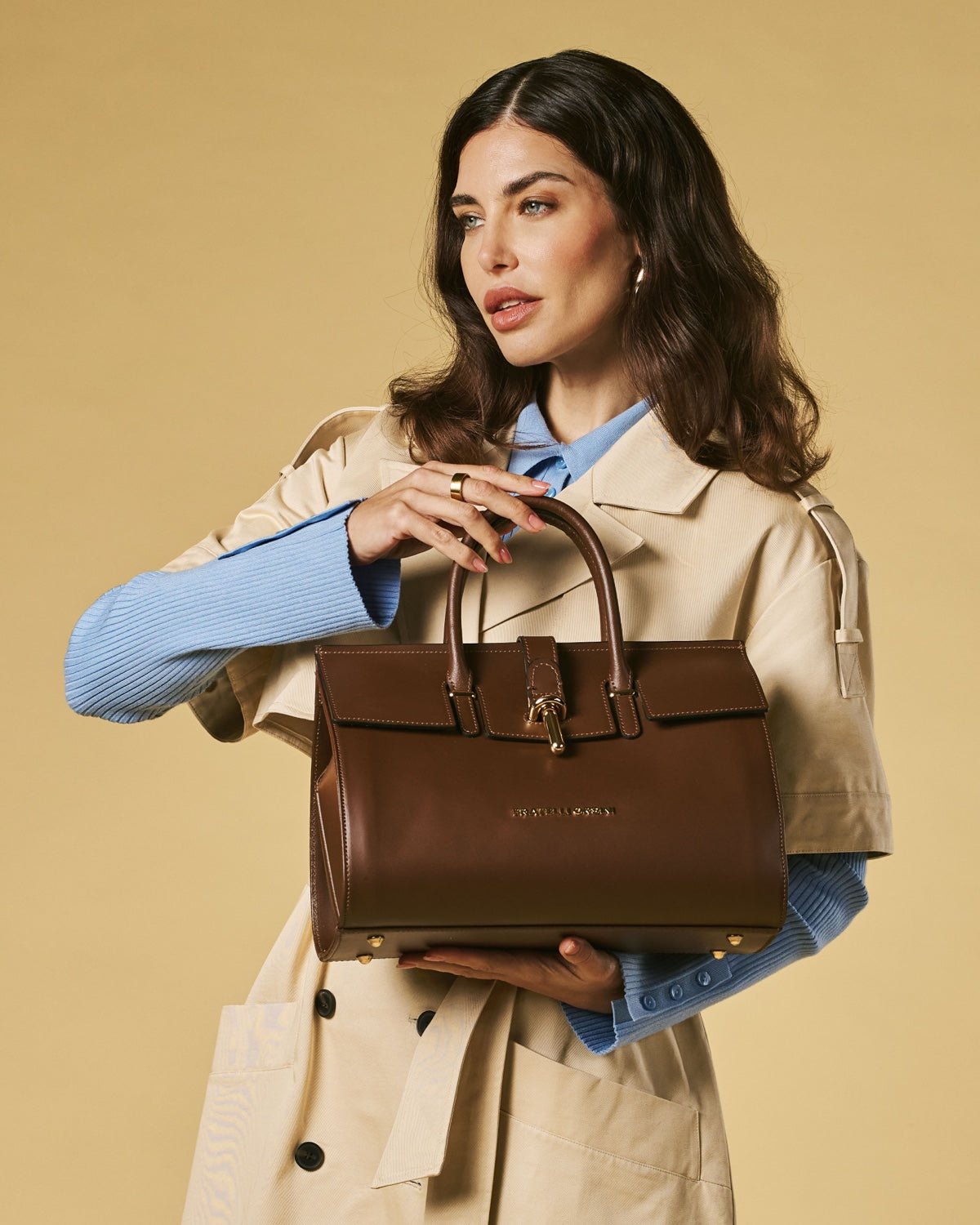 Oriana (brown) - Italian calf leather women's handbag (with shoulder strap) - Che Cose Belle