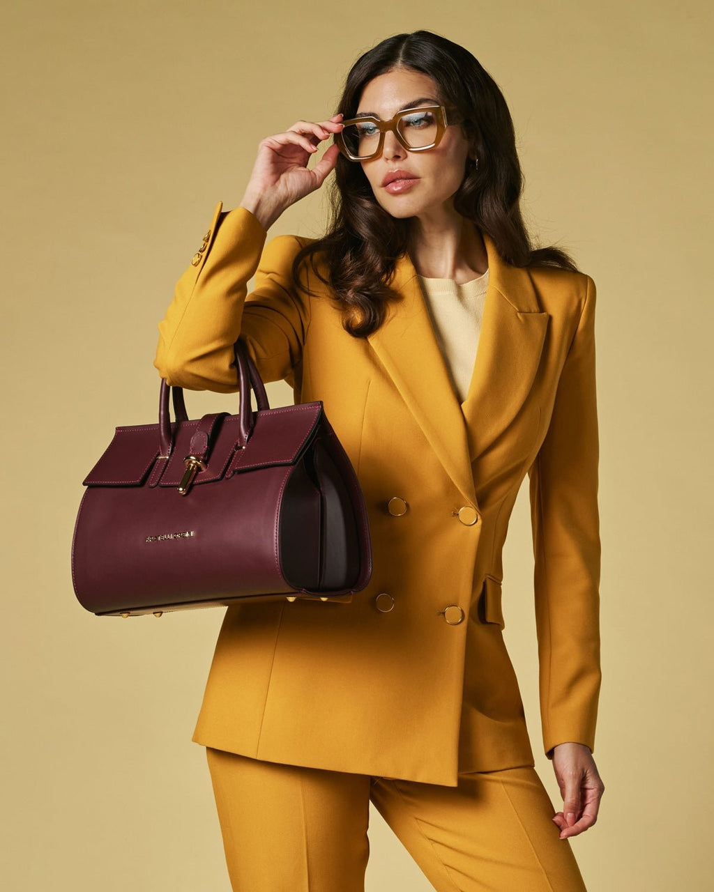 Oriana (eggplant) - Italian calf leather women's handbag (with shoulder strap) - Che Cose Belle