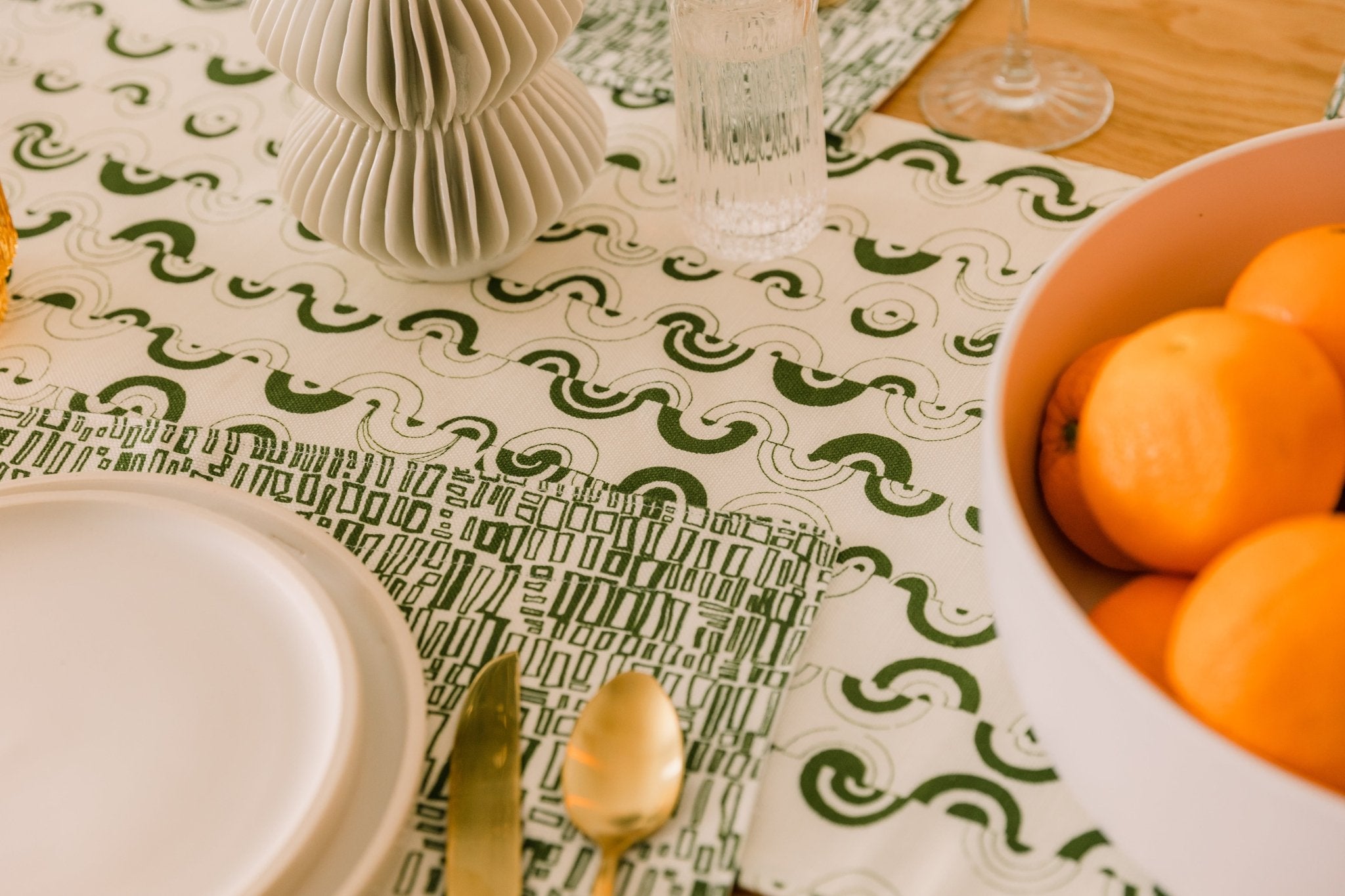 Ortega in Cereus 14" x 90" Table Runner - Che Cose Belle