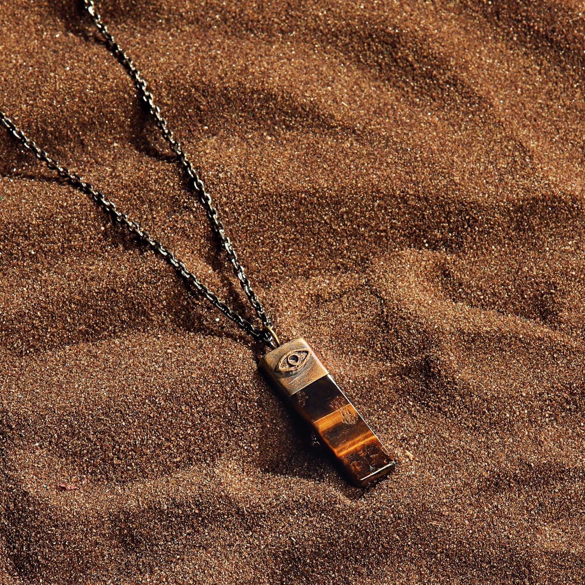 Outstanding Strength - Tiger's Eye Evil Eye Slab Necklace - Che Cose Belle