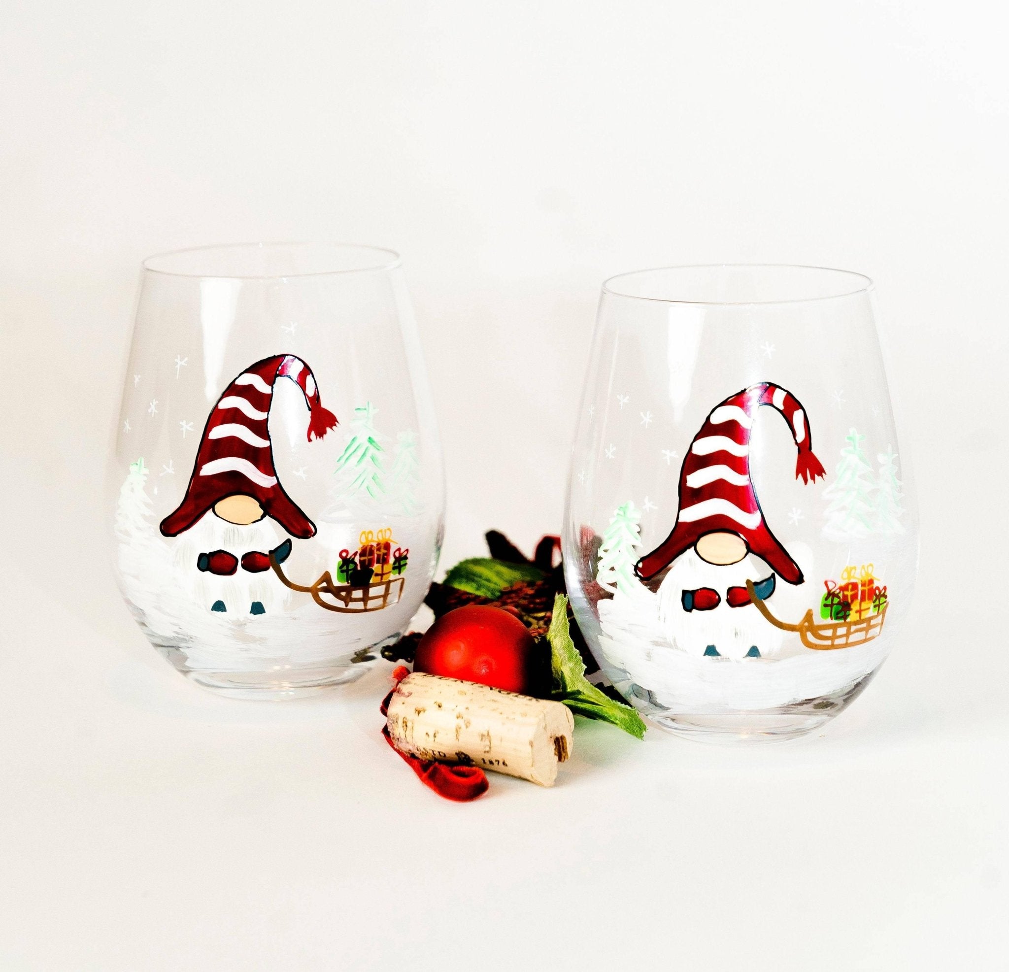 Painted Christmas Gnome Stemless Wine Glasses - Che Cose Belle
