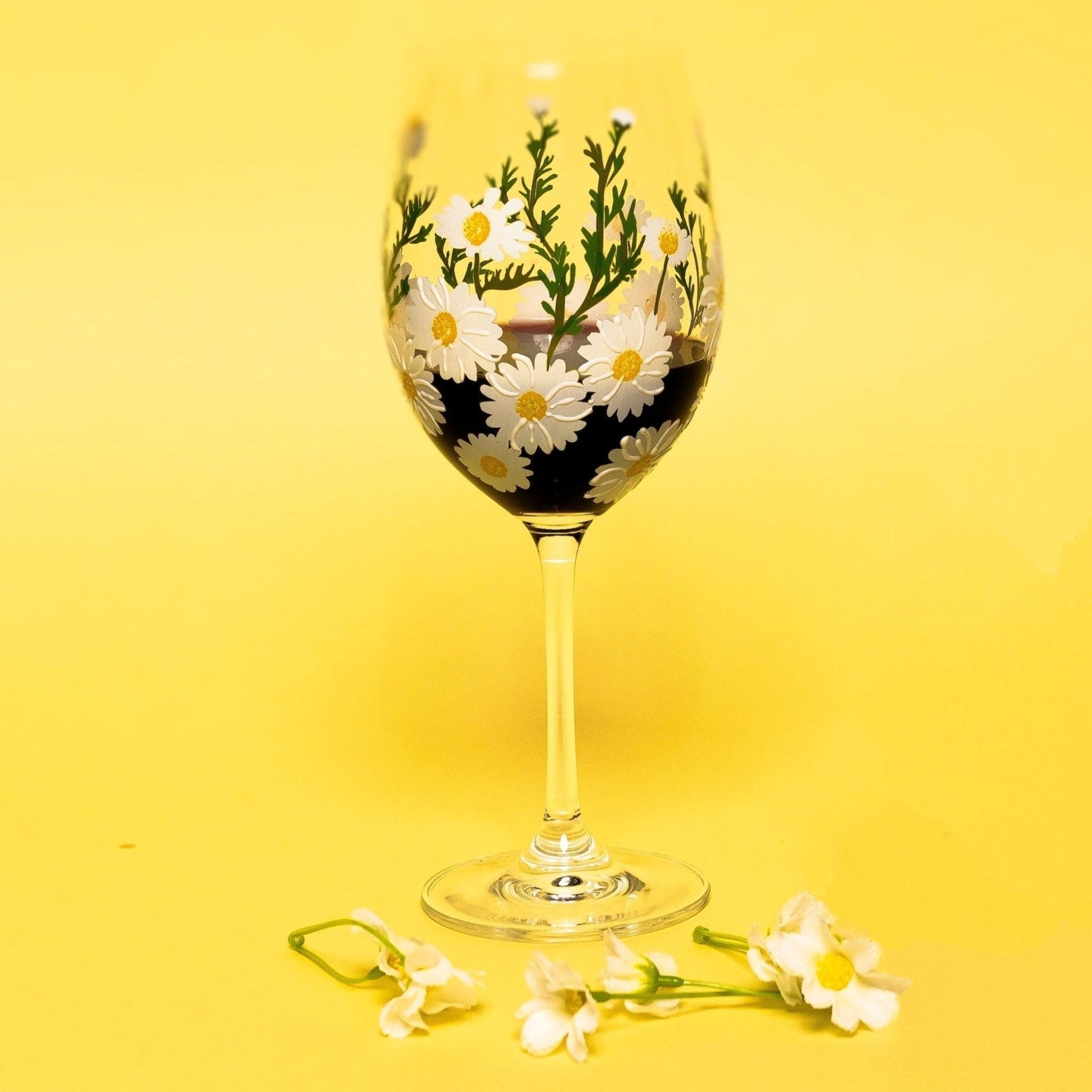 Painted Daisy Wine Glasses - Che Cose Belle