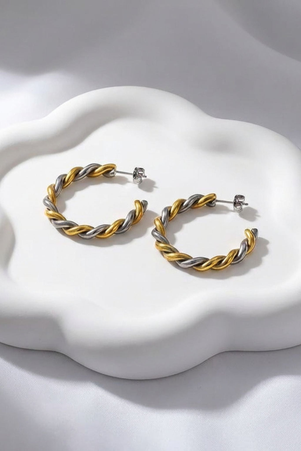 Paloma Waterproof Two-Tone Chunky Rope Hoop Earring - Che Cose Belle