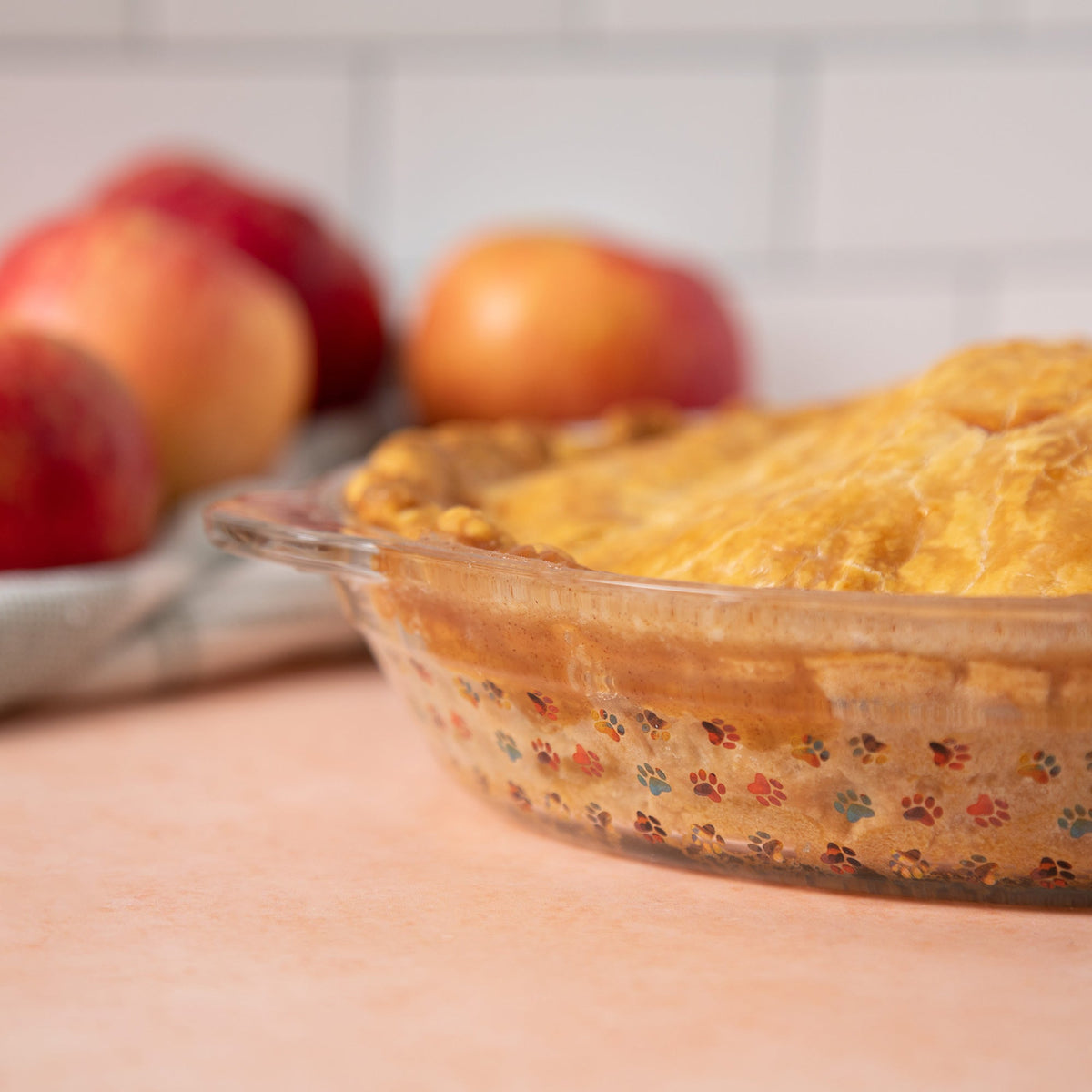 Paws Delight Glass Pie Plate - Che Cose Belle