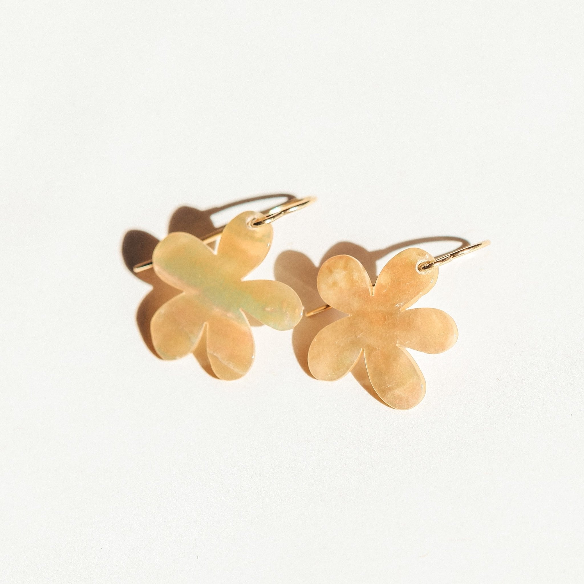 Pearl Flower Earrings - Che Cose Belle