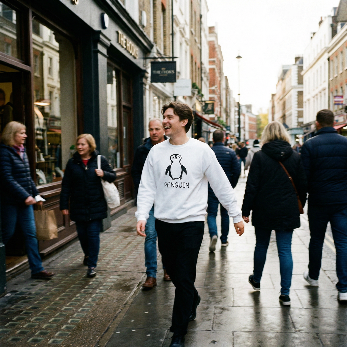 Penguin - Crewneck Sweatshirt