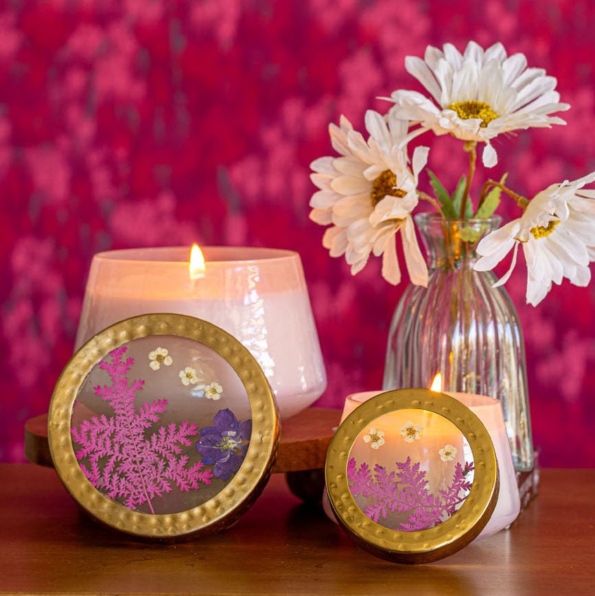 Petite Watercolor Pressed Floral Candle - Blackberry + Coconut - Che Cose Belle