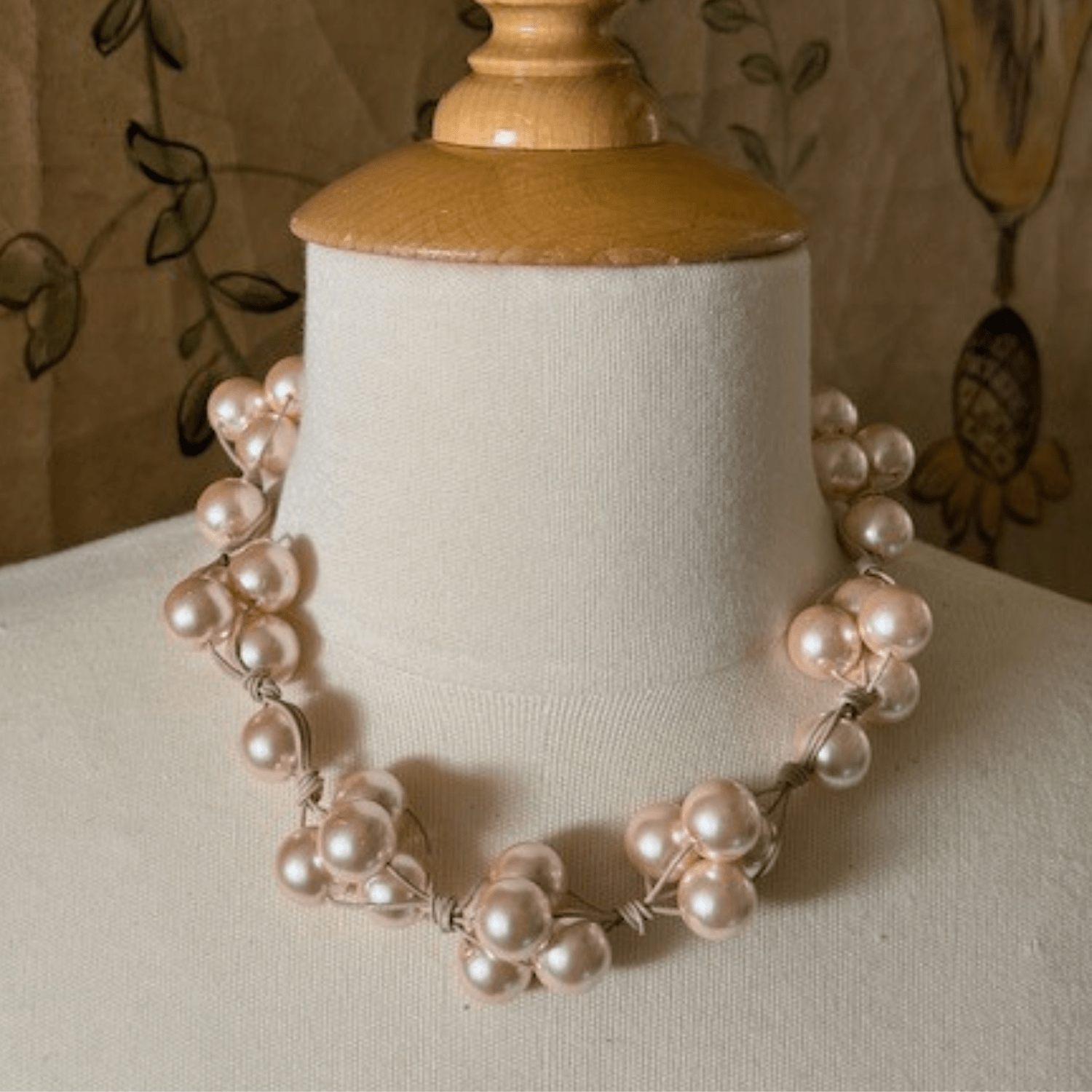 Pink Glass Pearls and Natural Leather Woven Necklace - Che Cose Belle